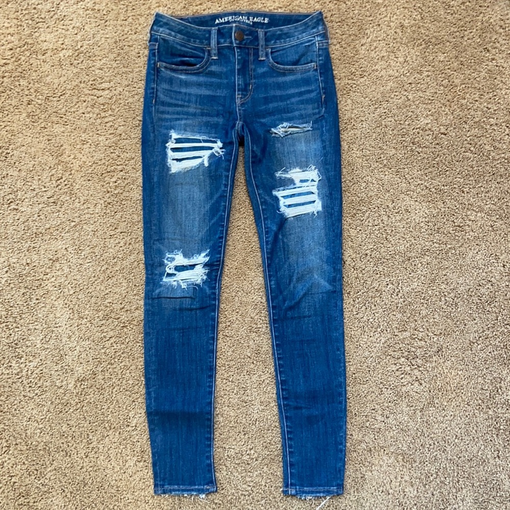 Women’s American Eagle Distressed Skinny Jeans